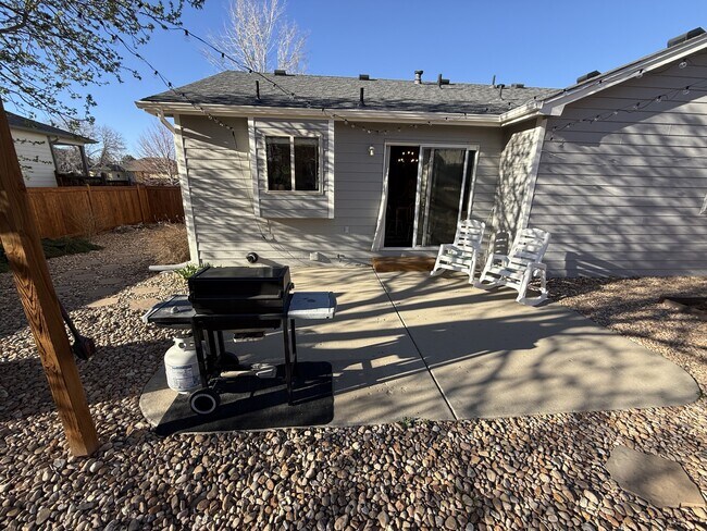 Building Photo - 7226 W 20th St Ln