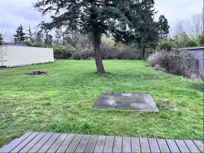 Building Photo - 3239 Cherrywood Ave