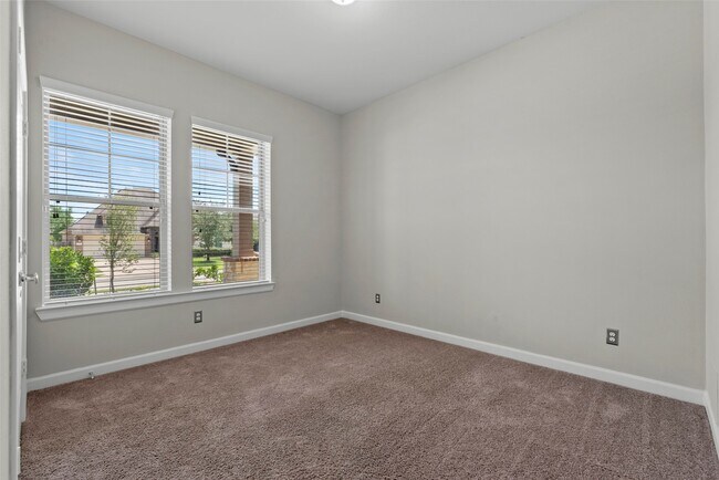 Building Photo - 31778 Twin Timbers Ln