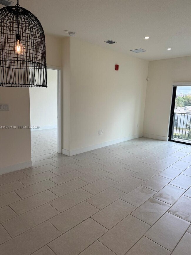 Building Photo - 8167 NW 41st St