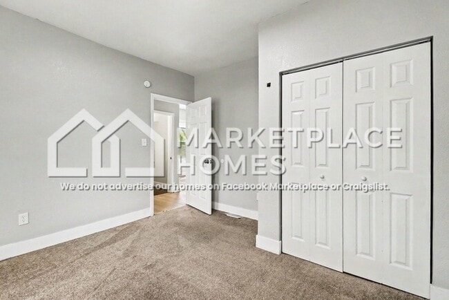 Building Photo - 520 Englewood St