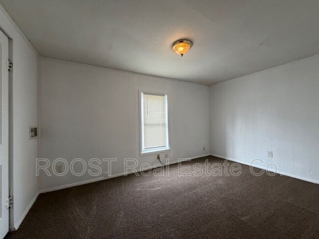 Building Photo - 1961-1963 Kenton St.