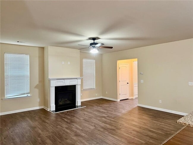 Building Photo - 2159 Baywood Tree Ln SW