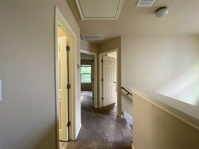 Building Photo - 126 Preston Trail