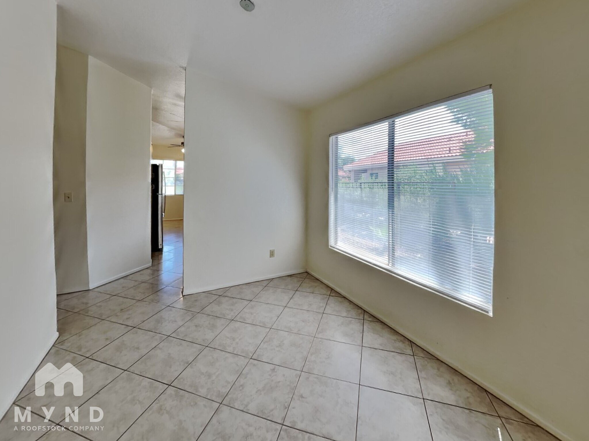 Building Photo - 5230 W Wood Owl Dr