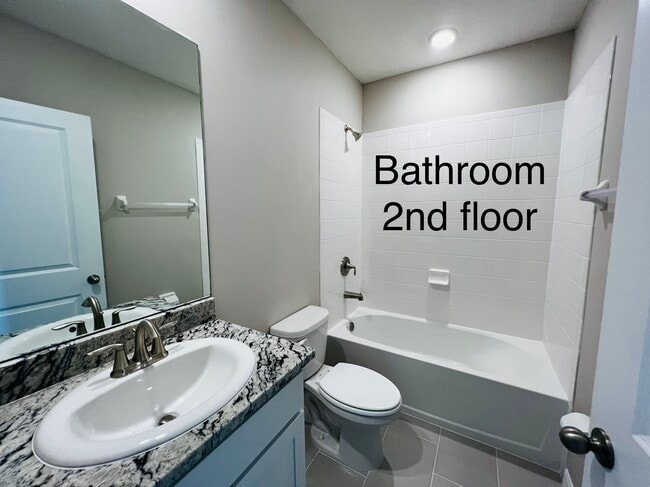 Building Photo - 2072 Midnight Pearl Dr