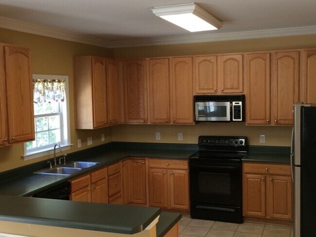 Building Photo - Stunning, Spacious Home in Prime Apex Location – Zoned for Top-Rated Apex Schools!