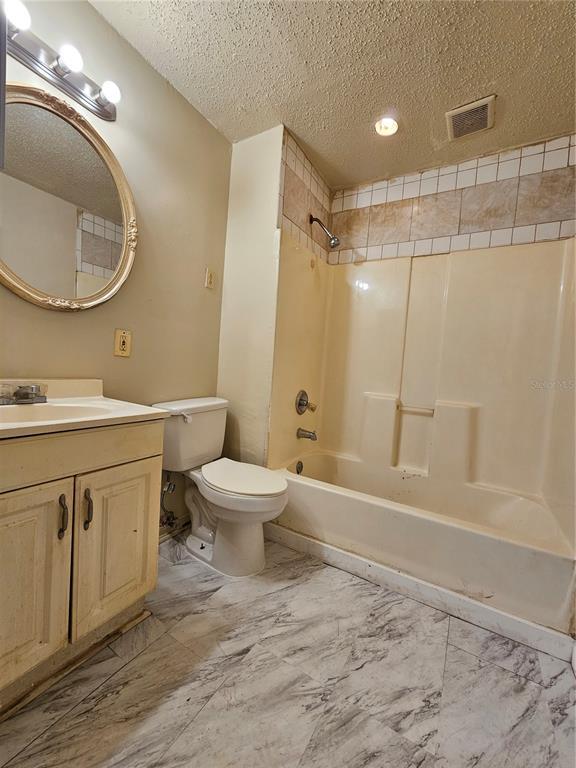 Building Photo - 1504 E 99th Ave