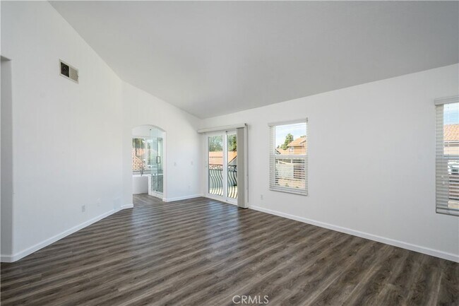 Building Photo - 8608 Oakthorn Cir