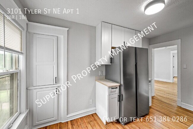 Building Photo - 3101 NE Tyler St
