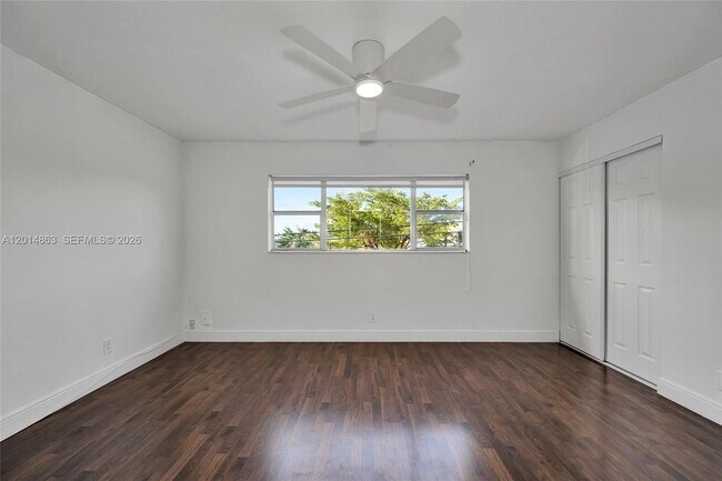 Building Photo - 250 Layne Blvd