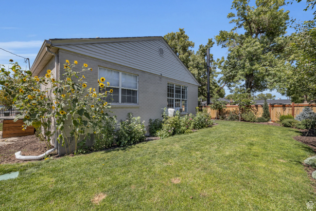 Building Photo - 676 N 1200 W