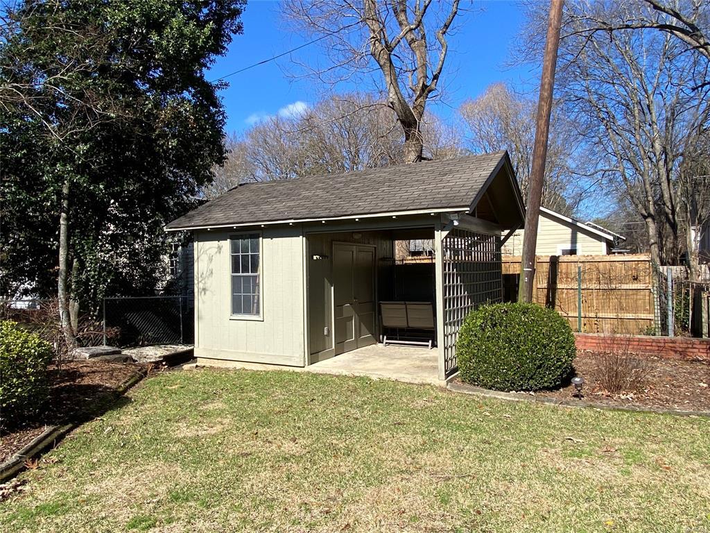 Building Photo - 377 Winthrop Ct