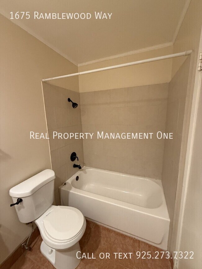 Building Photo - 1675 Ramblewood Way