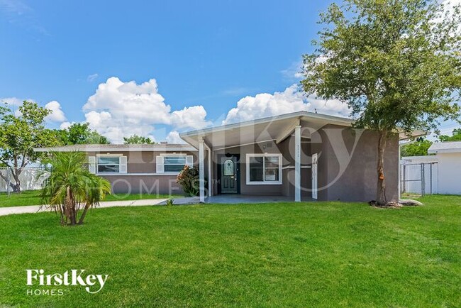 Primary Photo - 5112 43rd Ave W