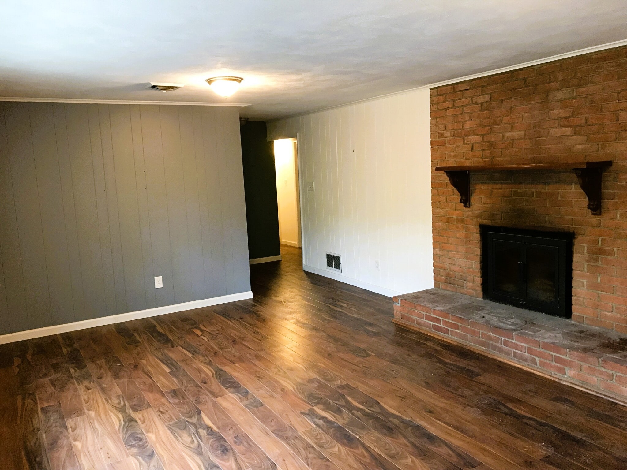 Building Photo - 4805 Randolph Dr