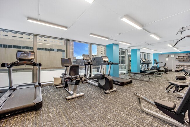 Building Photo - 330 W Diversey Pkwy