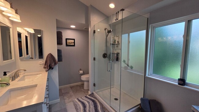 Building Photo - Beautiful 4 Bedroom 3.5 Bath Home - Longmont!