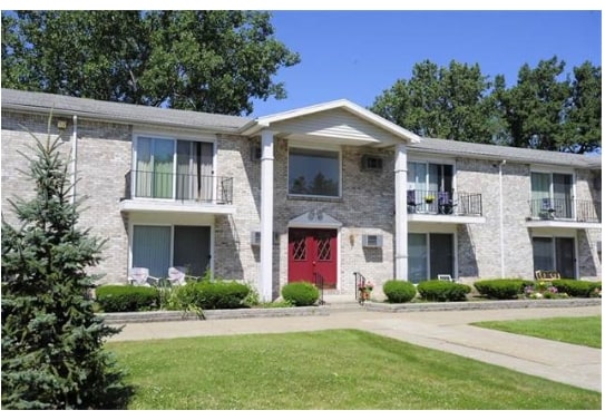 Building Photo - Meadowlawn Apartments