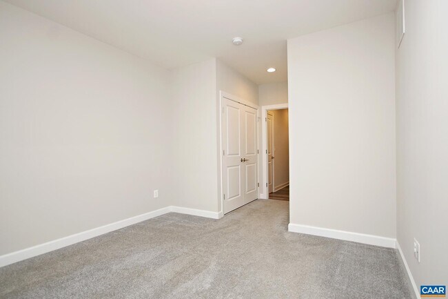 Building Photo - 1858 Marietta Dr