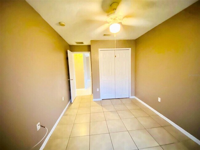 Building Photo - 502 Albatross Dr