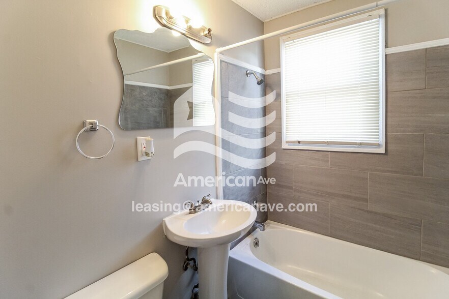 Building Photo - 103 Donald Dr