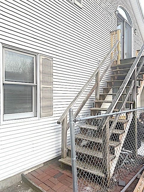 Building Photo - 877 Homestead Ave