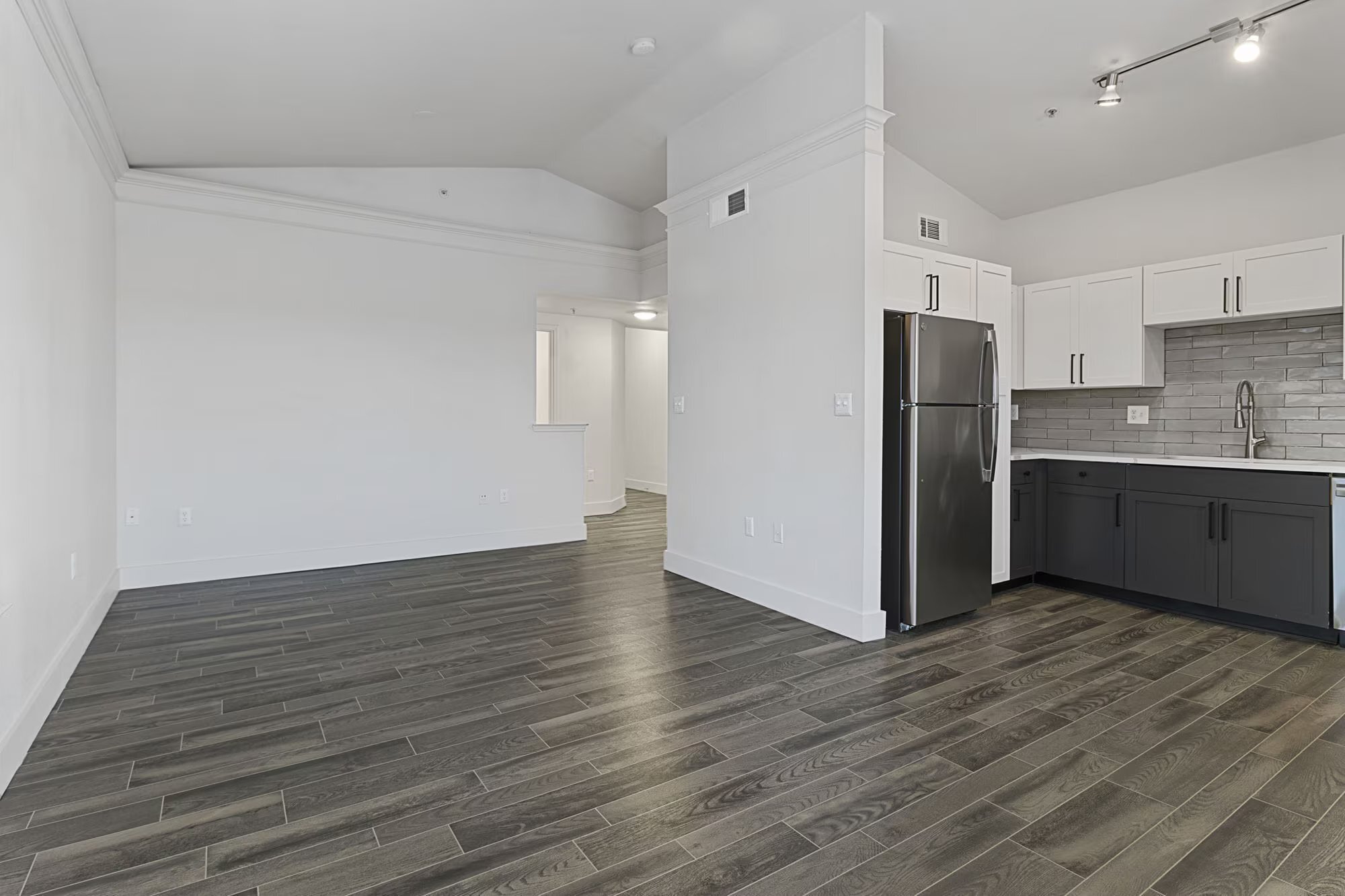 Building Photo - 2601 Scofield Ridge Pkwy