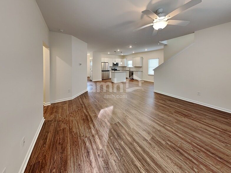 Building Photo - 94 Shelby Ct