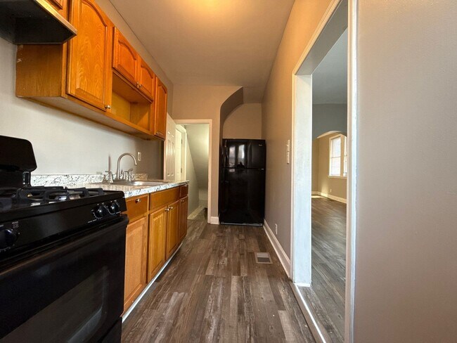 Building Photo - Beautiful Three - Bedroom Home In Baltimore