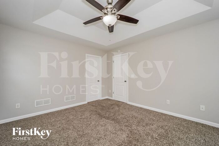 Building Photo - 8018 Bradshaw Ct