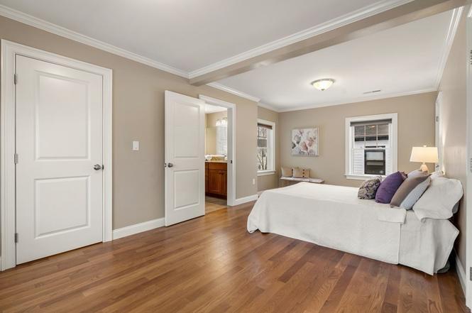 Building Photo - 22 Myrtle St