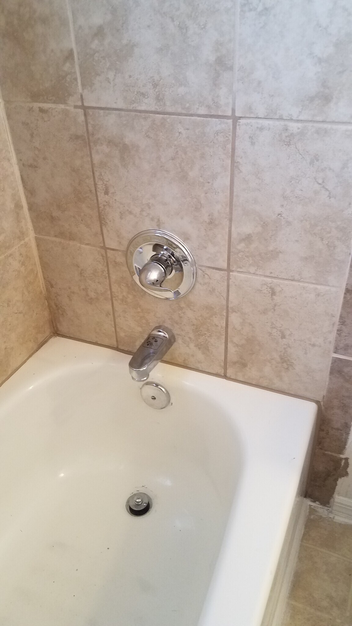 Newer, commercial quality Delta tub parts - 6646 Provincial Dr