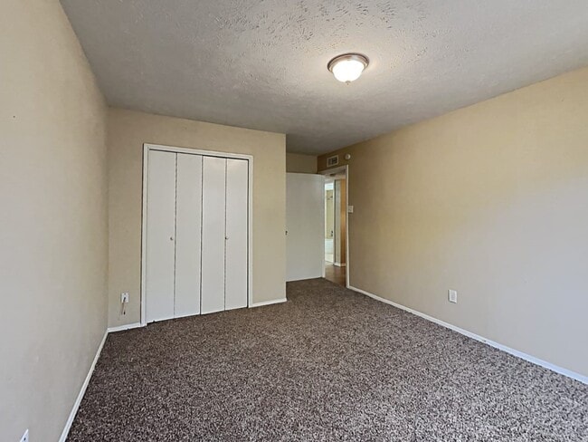 Building Photo - 4343 Kevinkay Dr