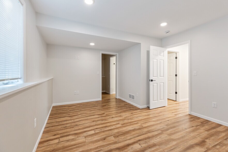 Building Photo - 915 Blair Cir