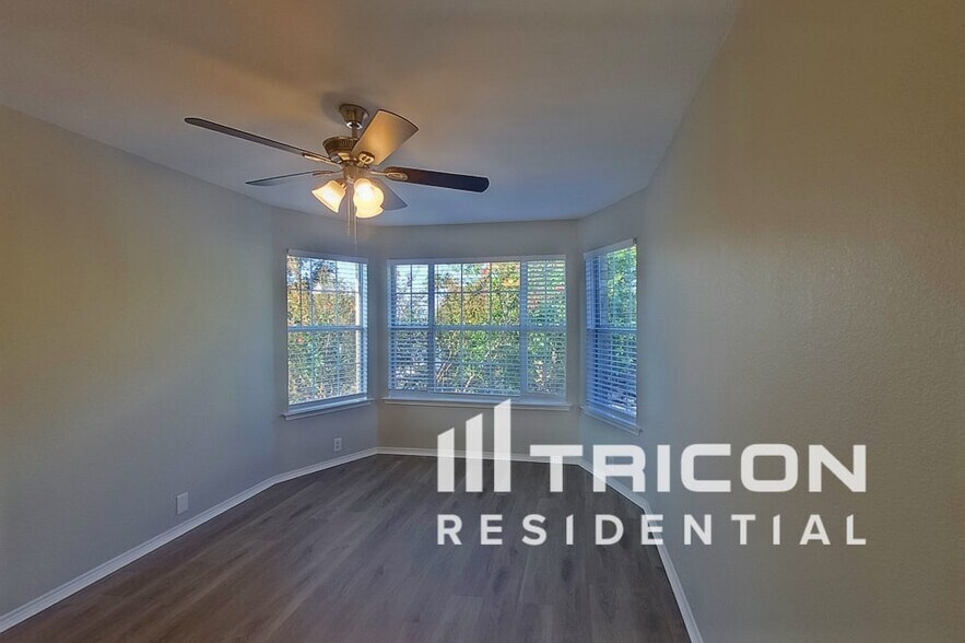 Building Photo - 108 Bear Trail