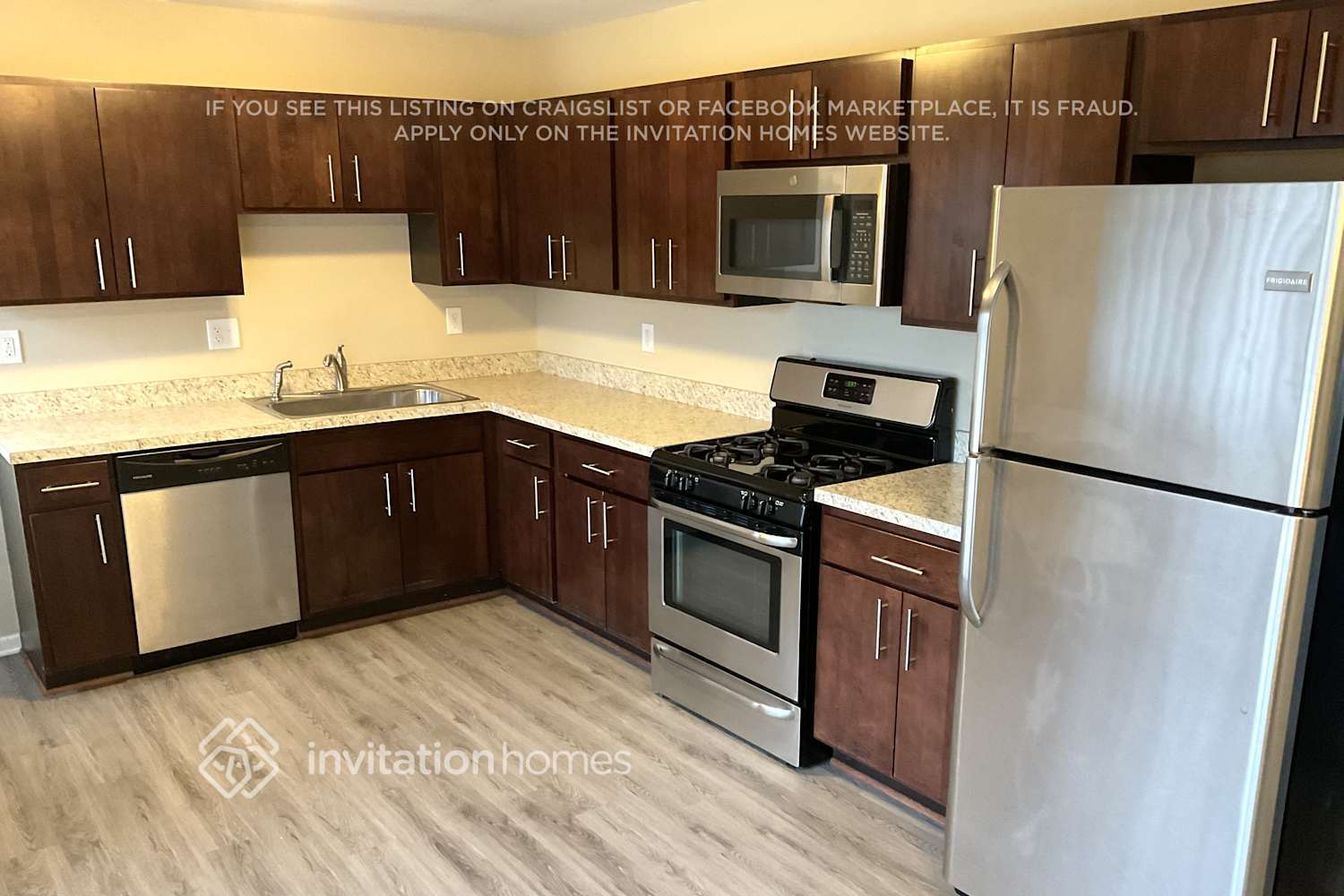 Building Photo - 135 Princeton St