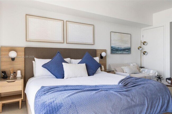 Building Photo - 159 NE 6th St