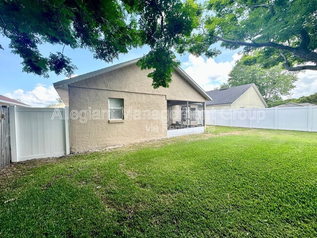 Building Photo - 2944 Summer Winds Cir
