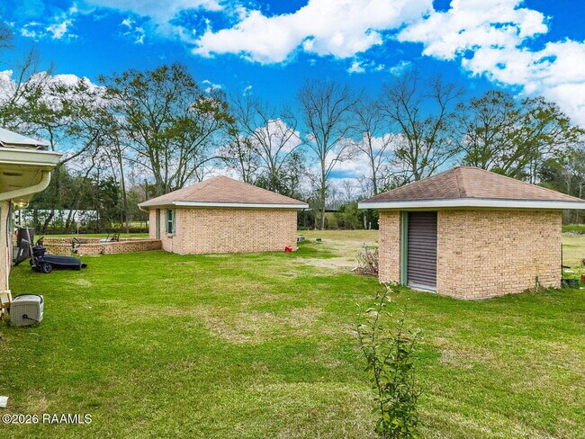 Building Photo - 1055 Eddie Ray Rd
