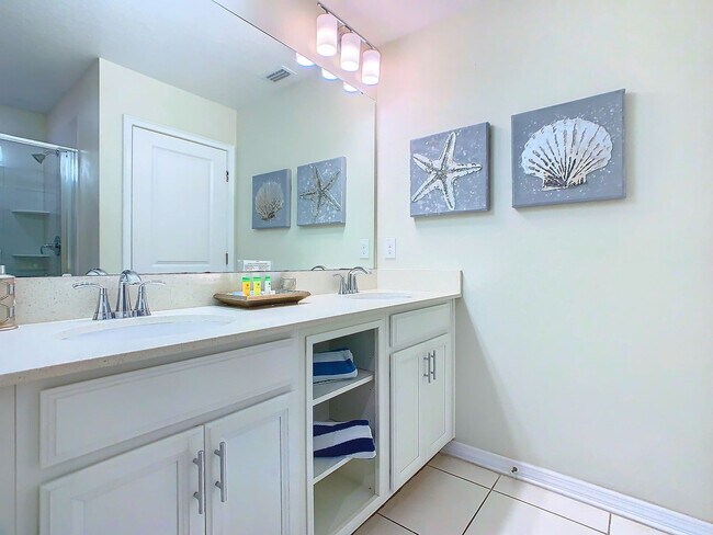 Building Photo - 4784 Clock Tower Dr