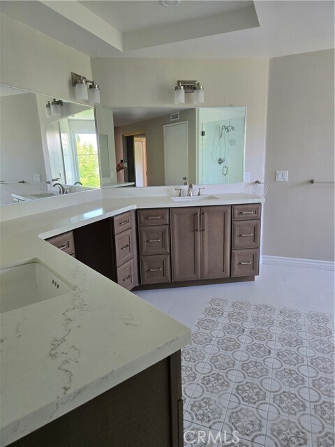 Building Photo - 1026 Damascus Cir