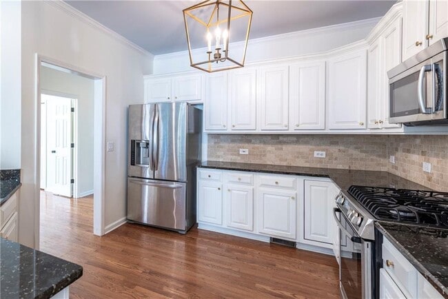 Building Photo - 5707 Community Ln