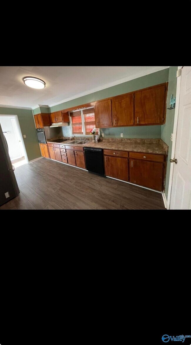 Building Photo - 2508 Trail Ridge Rd NW
