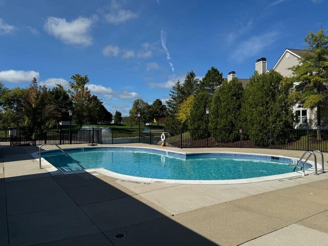 Building Photo - 1567 Weatherstone Dr