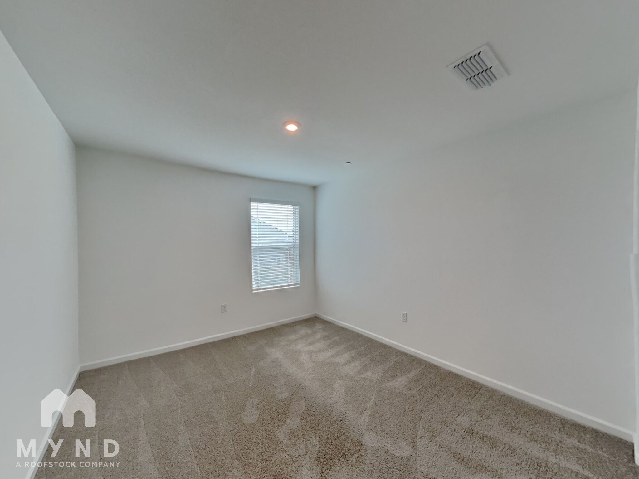 Building Photo - 3960 Valance Wy