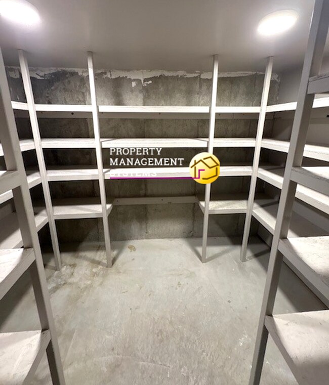 Building Photo - Lovely 3 Bedroom Rambler in West Jordan!