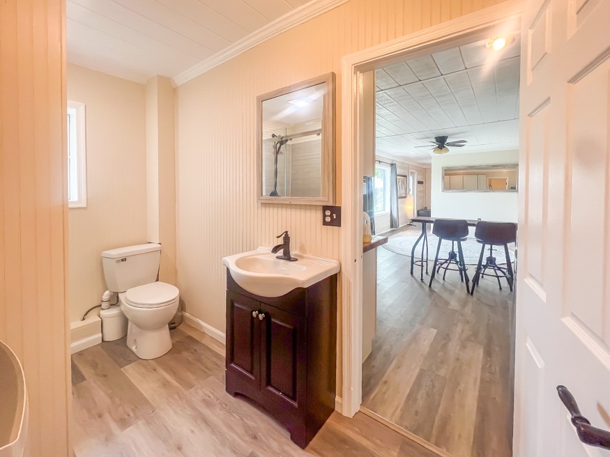 Building Photo - 511 Riverview Ct