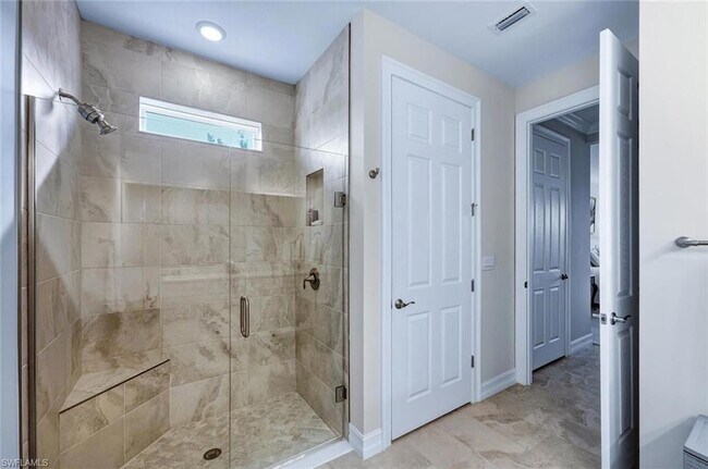 Building Photo - 28044 Sanibel Sands St