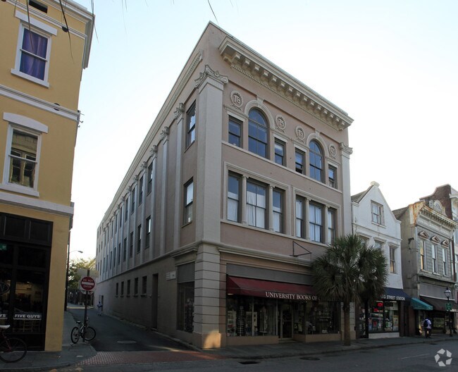 Primary Photo - 360 King St